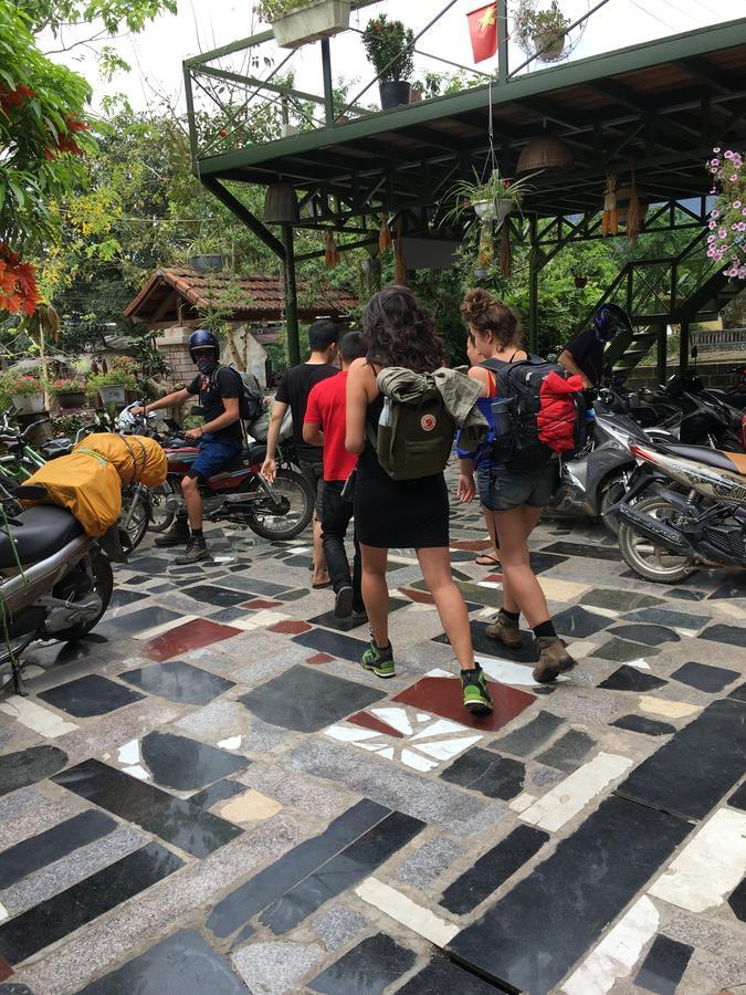 Green Hill Hostel & Tour Ha Giang Exterior photo